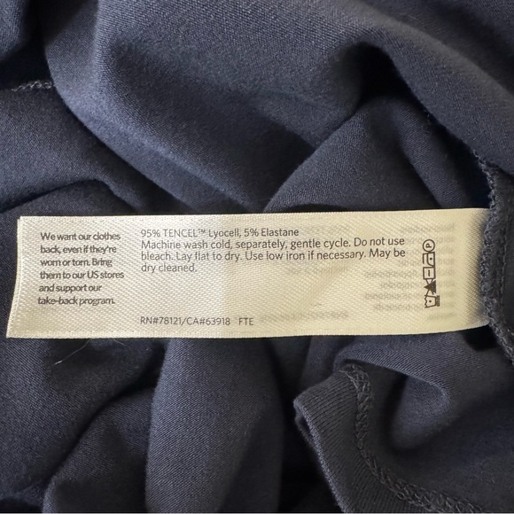 Eileen Fisher Fine Jersey Mock Neck Tank Blouse Top Womens Small Blue Minimalist - Picture 8 of 8